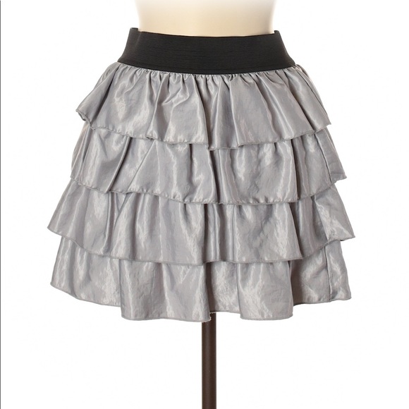 Material Girl Dresses & Skirts - Material Girl Silver Metallic Ruffled Mini Skirt